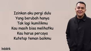 Tulus  Pamit  Lirik Lagu Indonesia [upl. by Enelram119]