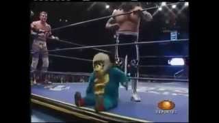 Midget Wrestler Gets Kicked out of Ring [upl. by Derag]