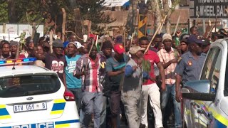 South Africa xenophobic violence Nigeria to repatriate 600 citizens [upl. by Christabelle]