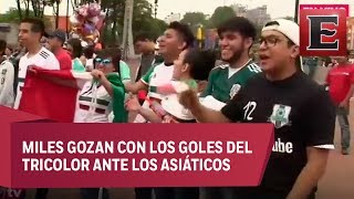 Capitalinos siguen el partido México vs Corea en plazas públicas [upl. by Llerat43]