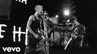 Machine Gun Kelly  I Think Im OKAY ft YUNGBLUD Travis Barker Live in Denver [upl. by Nylime364]