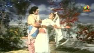 Karthikeya Video Songs  Inthalo Ennenni Vinthalo  Nikhil Siddharth Swati Reddy [upl. by Nerrej272]