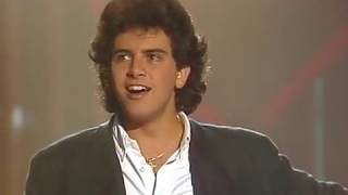 Glenn Medeiros  Long and lasting love  Studio performance 16101988 [upl. by Fredra]