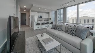 A River North 2bedroom CB5 at the new One Chicago Apartments [upl. by Bardo]