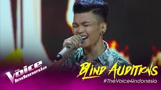 Adlani  Jadi Aku Sebentar Saja  Blind Auditions  The Voice Indonesia GTV 2019 [upl. by Kathi]