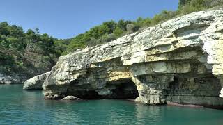 Gargano  Puglia   Vieste Peschici e le GROTTE MARINE [upl. by Leahcim]