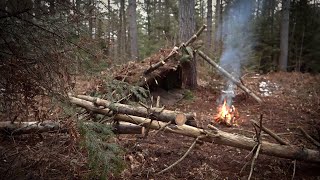 SOLO OVERNIGHT WINTER BUSHCRAFT CAMPSmall Backpack Minimal Gear Unknown Land Steak Cook Tripod [upl. by Mcguire]